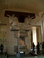 32pillarfrompalaceofdariusii.JPG