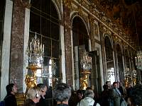50lotsofmirrors.JPG