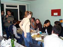 Lots'O'People.jpg
